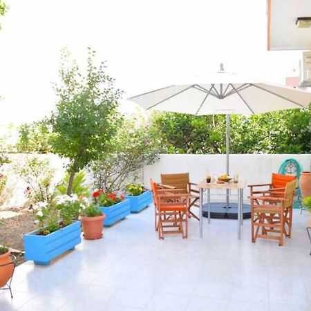 Marble Cool 2-Bedroom Down Town Yard House 基萨莫斯 外观 照片